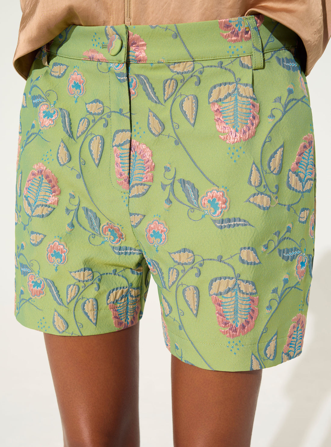 Grüne Shorts mit Print