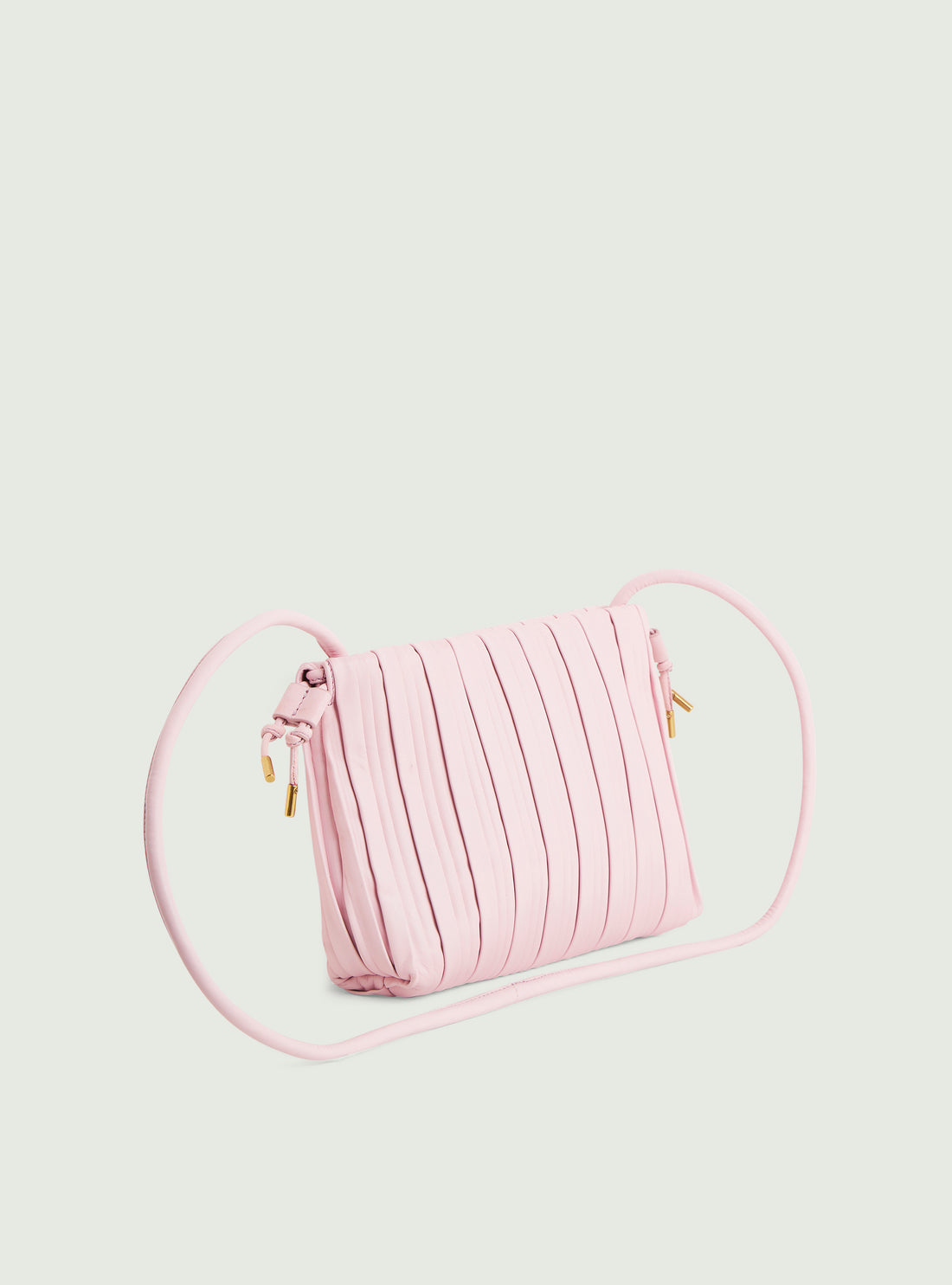 Pleated bag in lilac leather