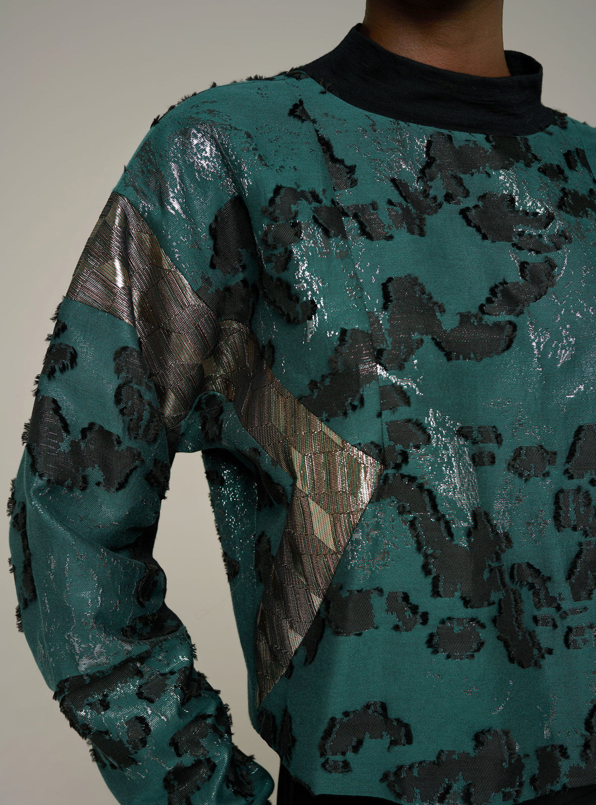 Cotélac blouse oversize col montant manche longues