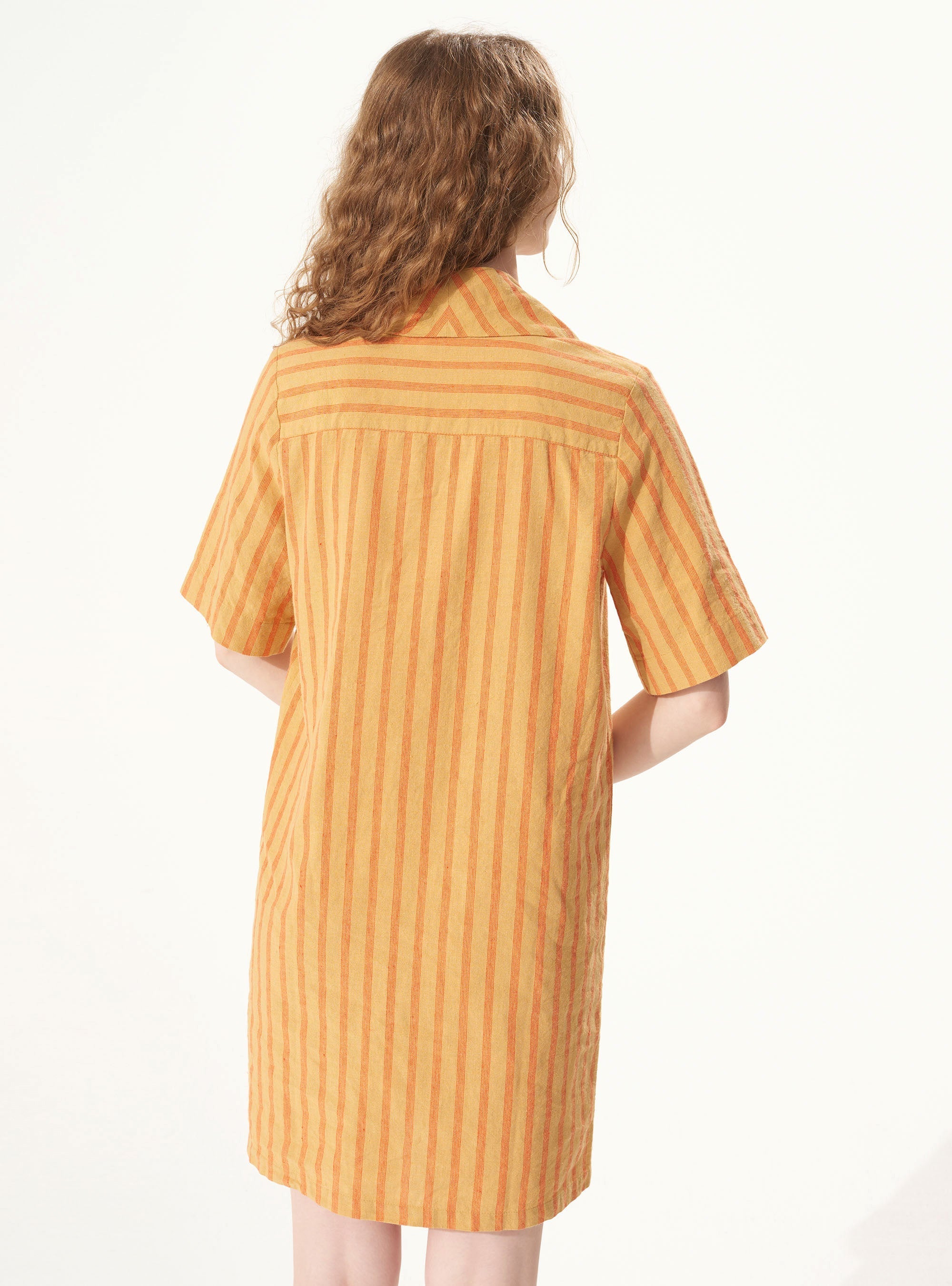 Robe acoté 